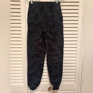 lululemon Scuba High-Rise Jogger